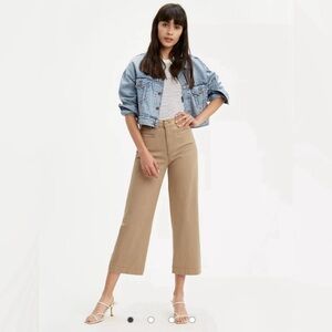 Levi’s Ribcage Wide Leg Crop Khaki